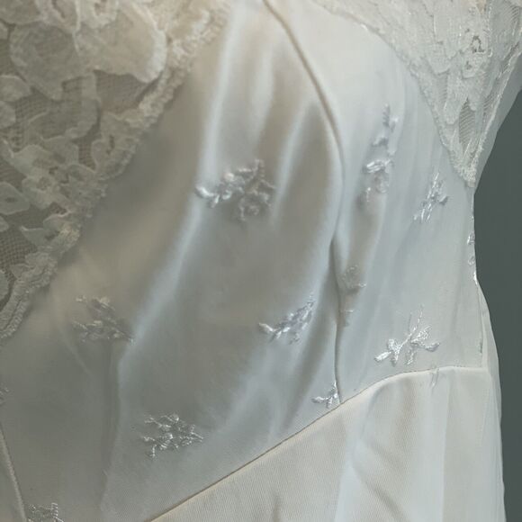 Vintage White Lace Nylon Slip Dress Nightgown Bridal Wedding Honeymoon No Tag - Picture 5 of 12